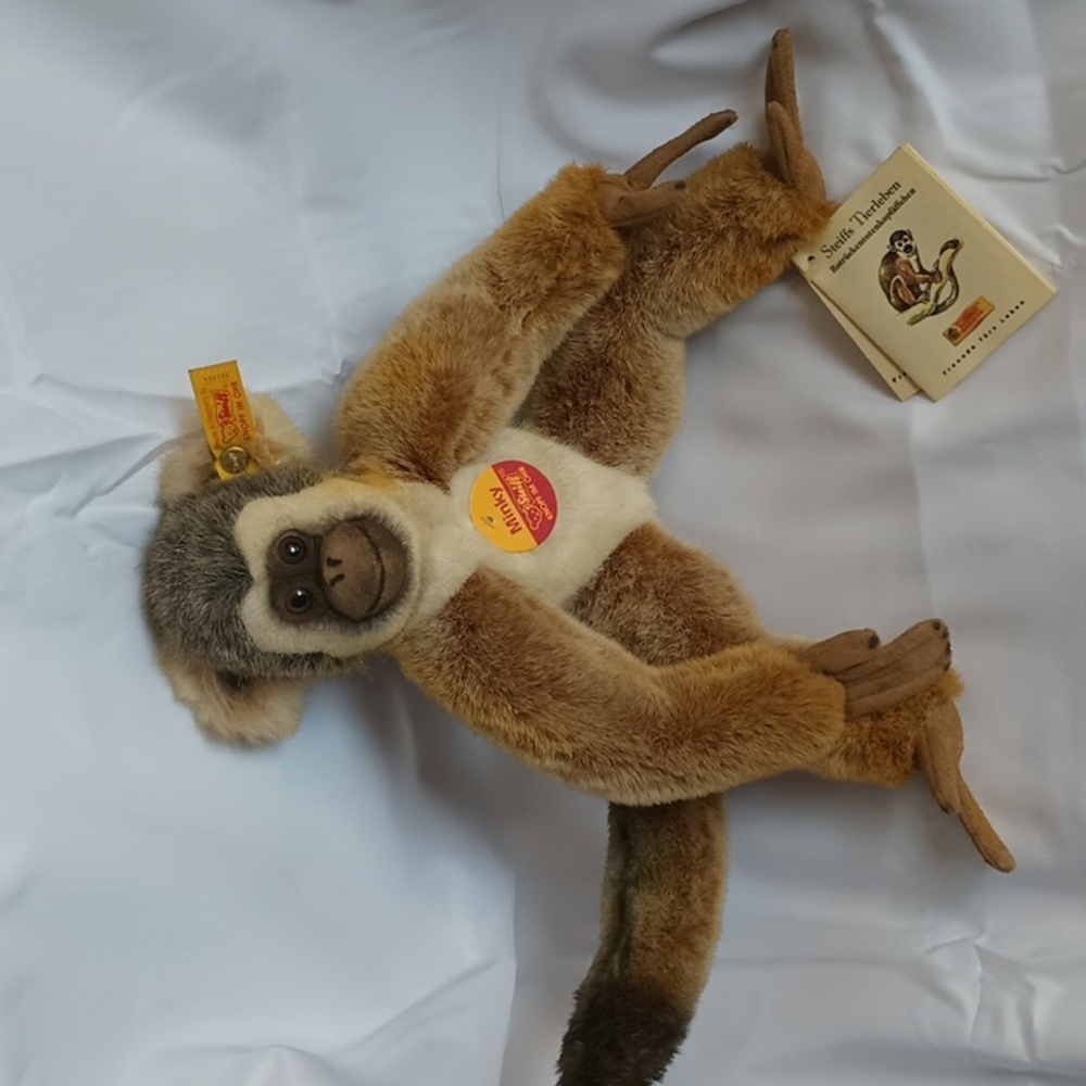 Minky Monkey Steiff